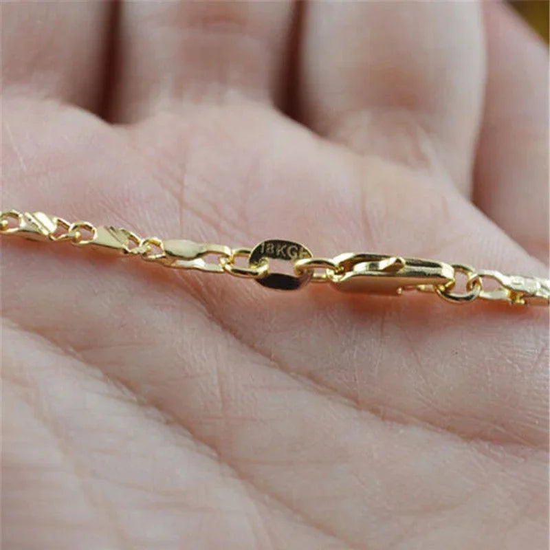 Ribbon Necklace