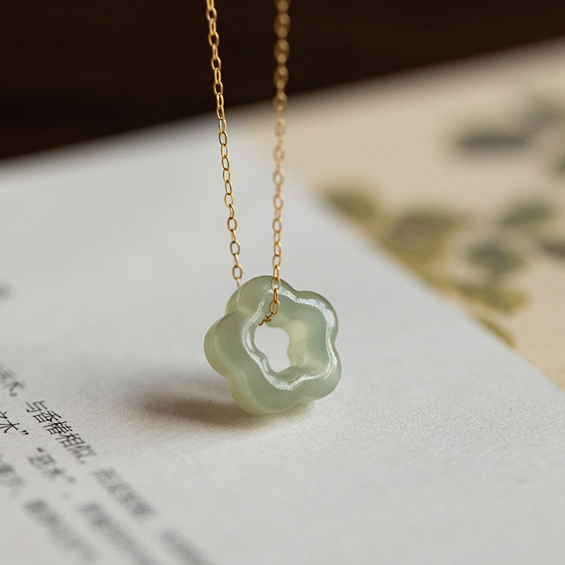 Jade Plum Blossom Necklace - Soffu