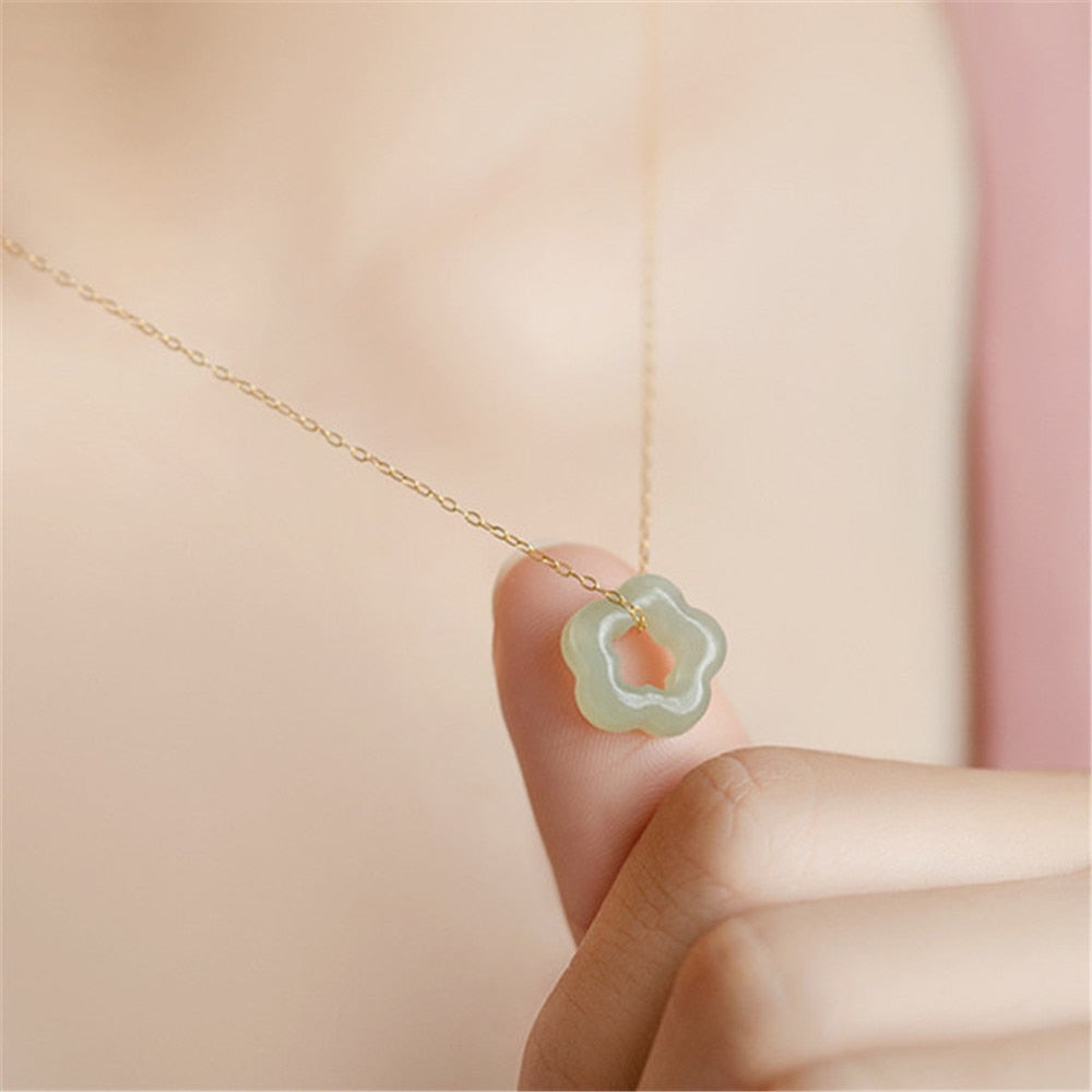 Jade Plum Blossom Necklace - Soffu