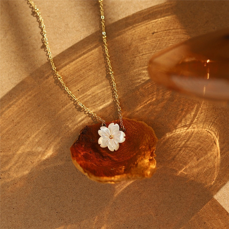Peach Blossom Necklace - Soffu